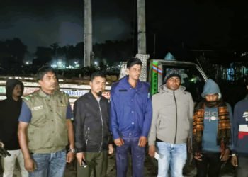 মোবাইল কোর্ট কর্তৃক বালুমহাল ও মাটি ব্যবস্থাপনা আইন-২০১০ লঙ্ঘনের জন্য পাঁচ লক্ষ টাকা জরিমানা